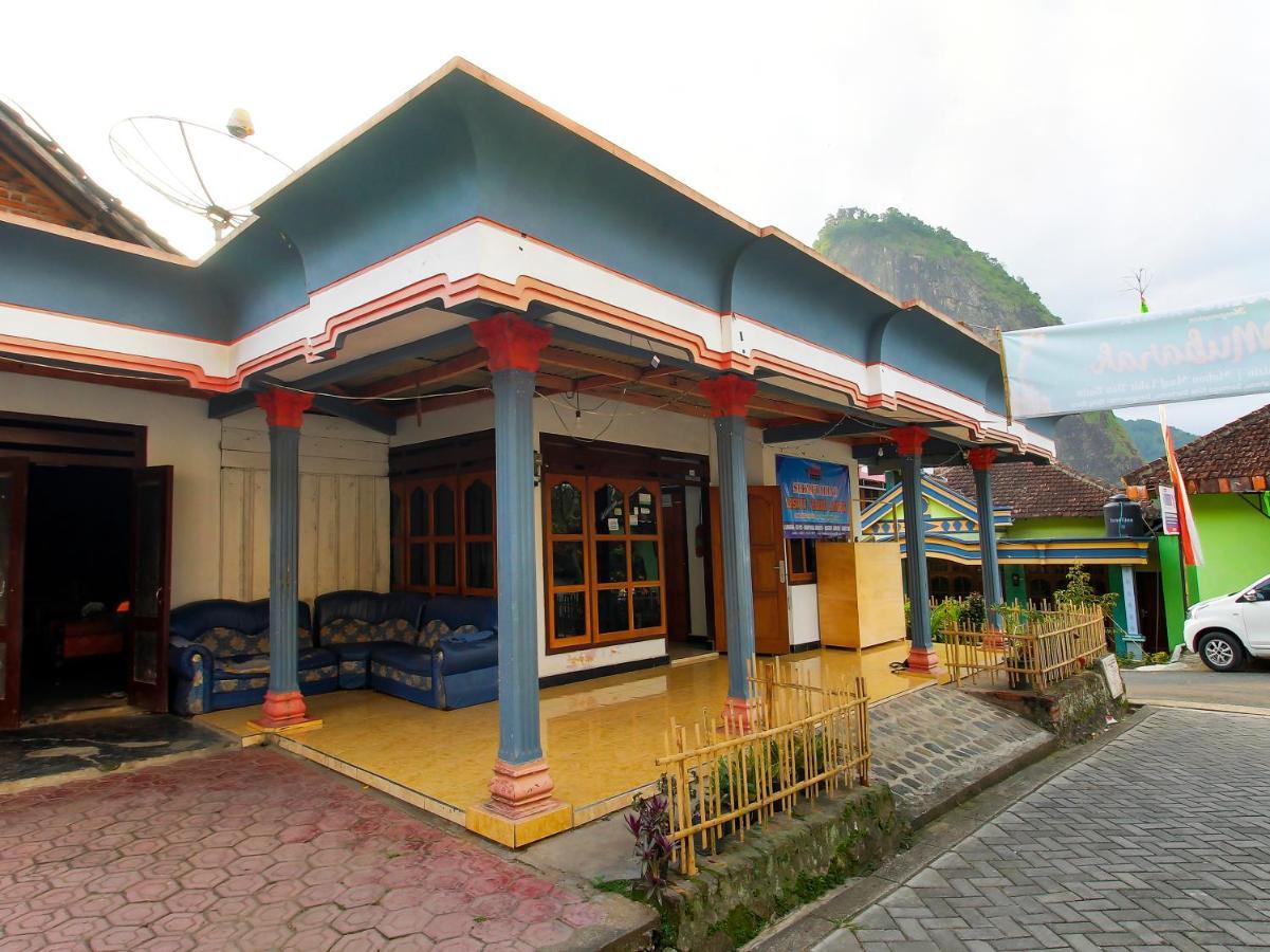 Oyo Homes 91134 Desa Wisata Tebing Lingga Trenggalek Eksteriør billede