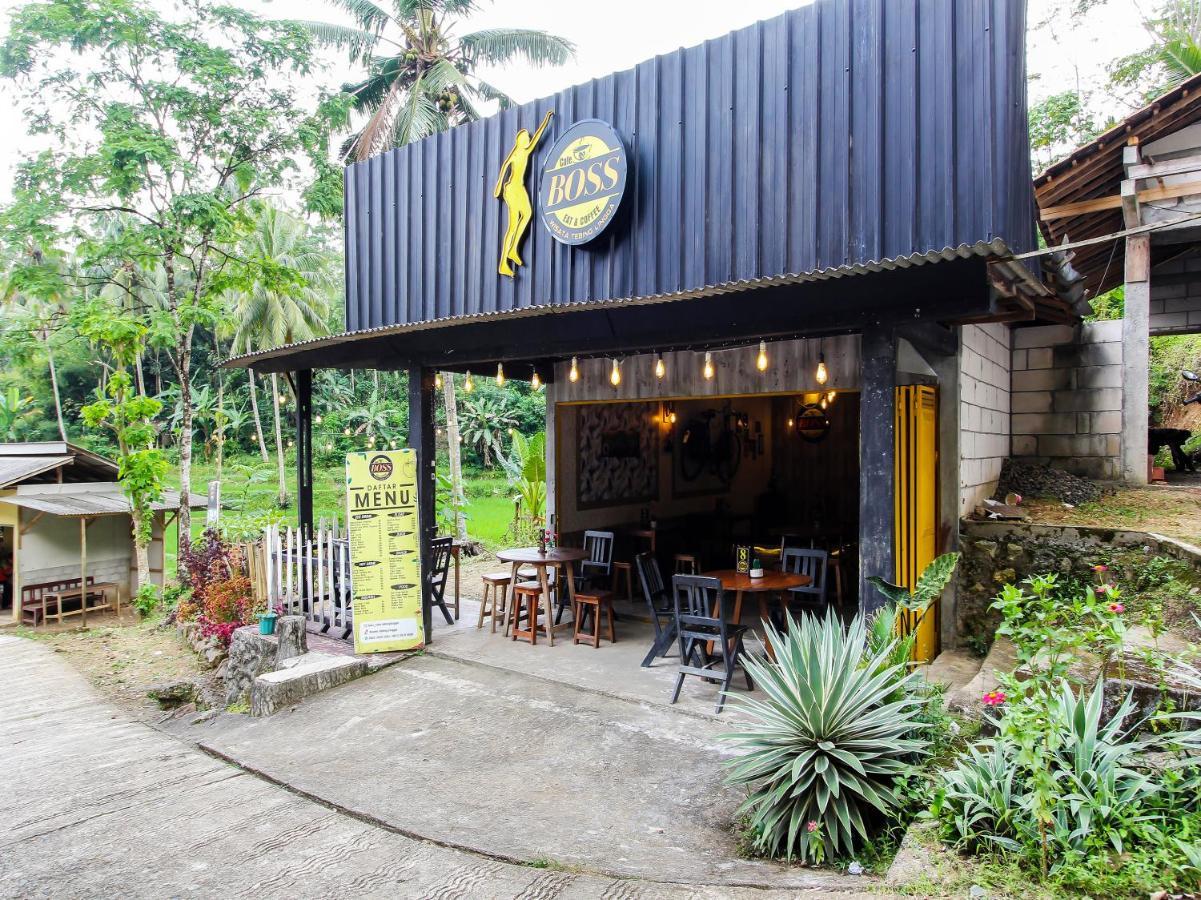 Oyo Homes 91134 Desa Wisata Tebing Lingga Trenggalek Eksteriør billede